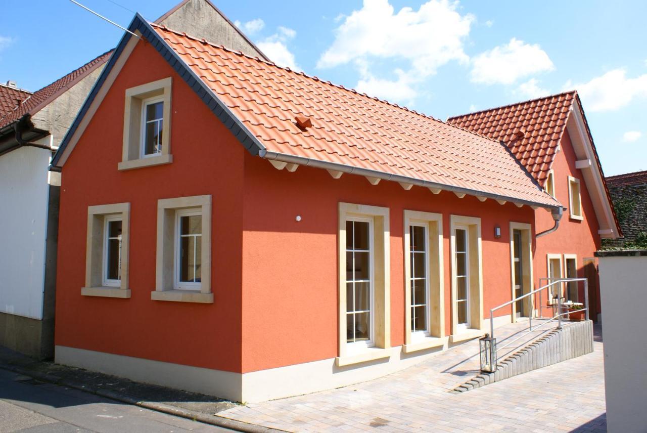 Gaestehaus Ressler Harxheim المظهر الخارجي الصورة